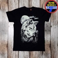 Светящаяся футболка "Волк и город" черный