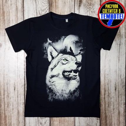 Светящаяся футболка "Волк и водопад" черный